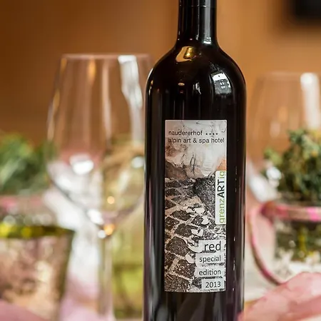 Alpin Art & Naudererhof Superior 호텔 4*
