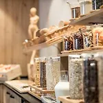 纳德尔胡夫阿尔卑斯艺术及spa酒店 4*