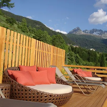 Alpin Art & Naudererhof Superior 4*