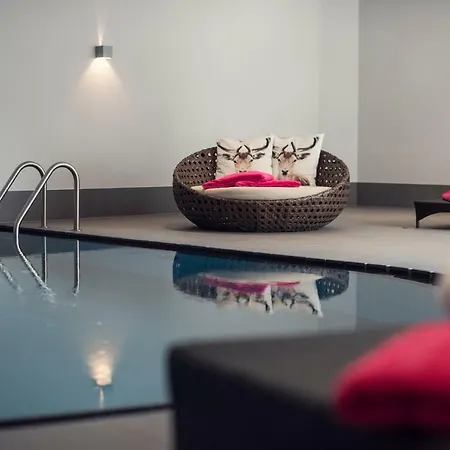 Alpin Art & Naudererhof Superior 호텔